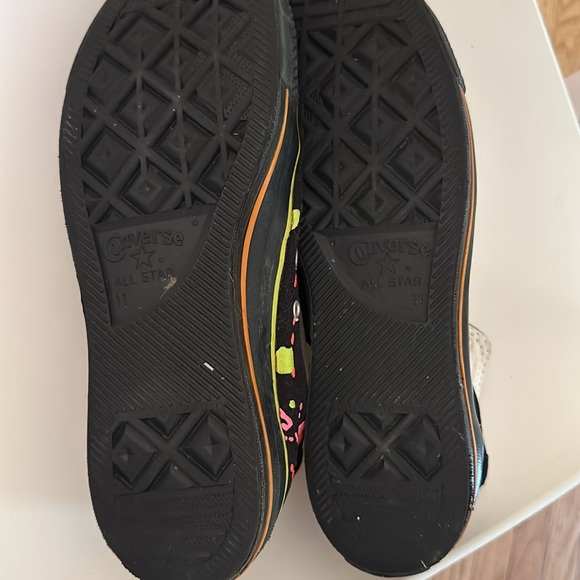 Vintage Neon Pain Splatter Chuck Taylor’s.  Great shape. - Picture 4 of 4